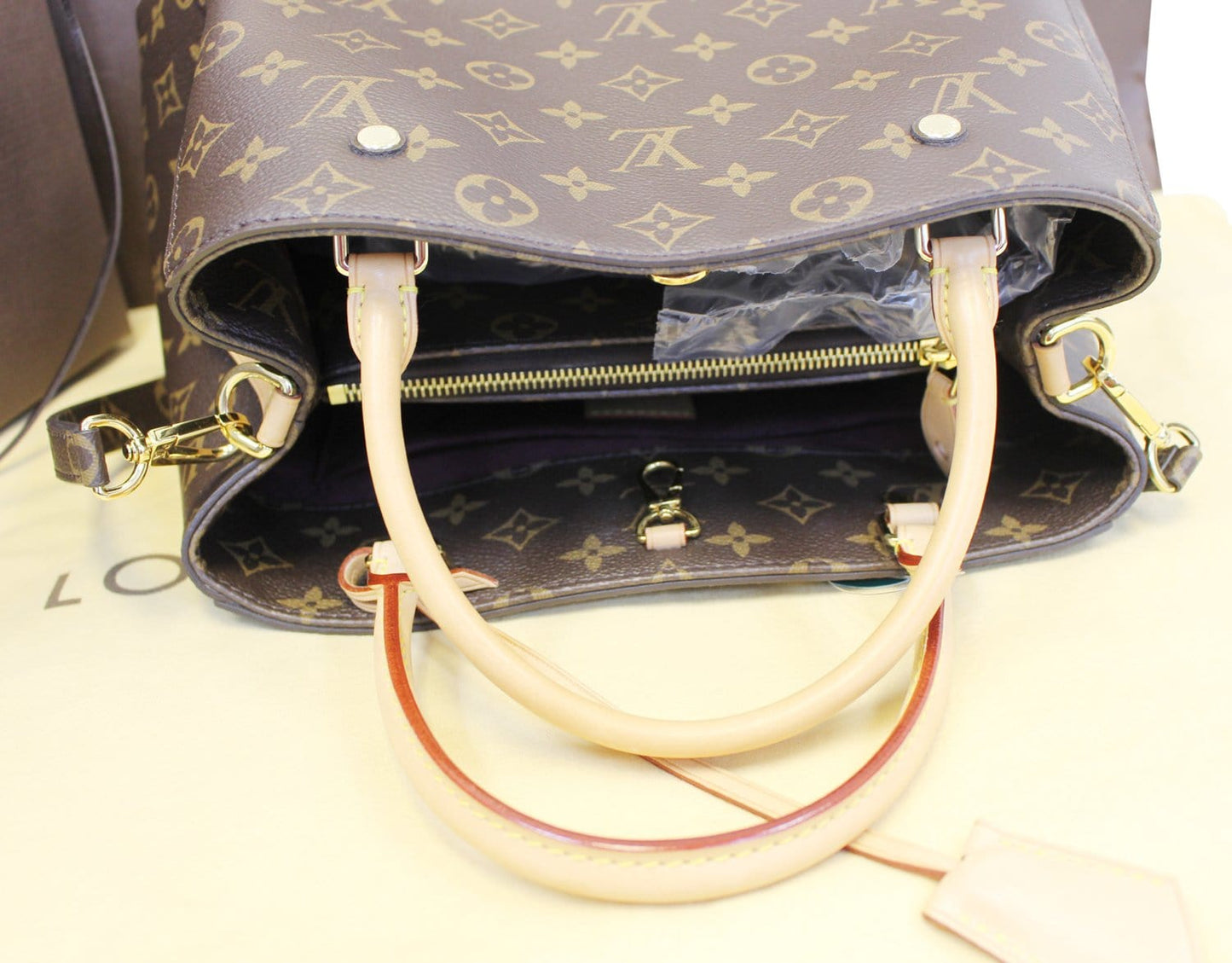 LOUIS VUITTON Shoulder Handbag Monogram Montaigne MM