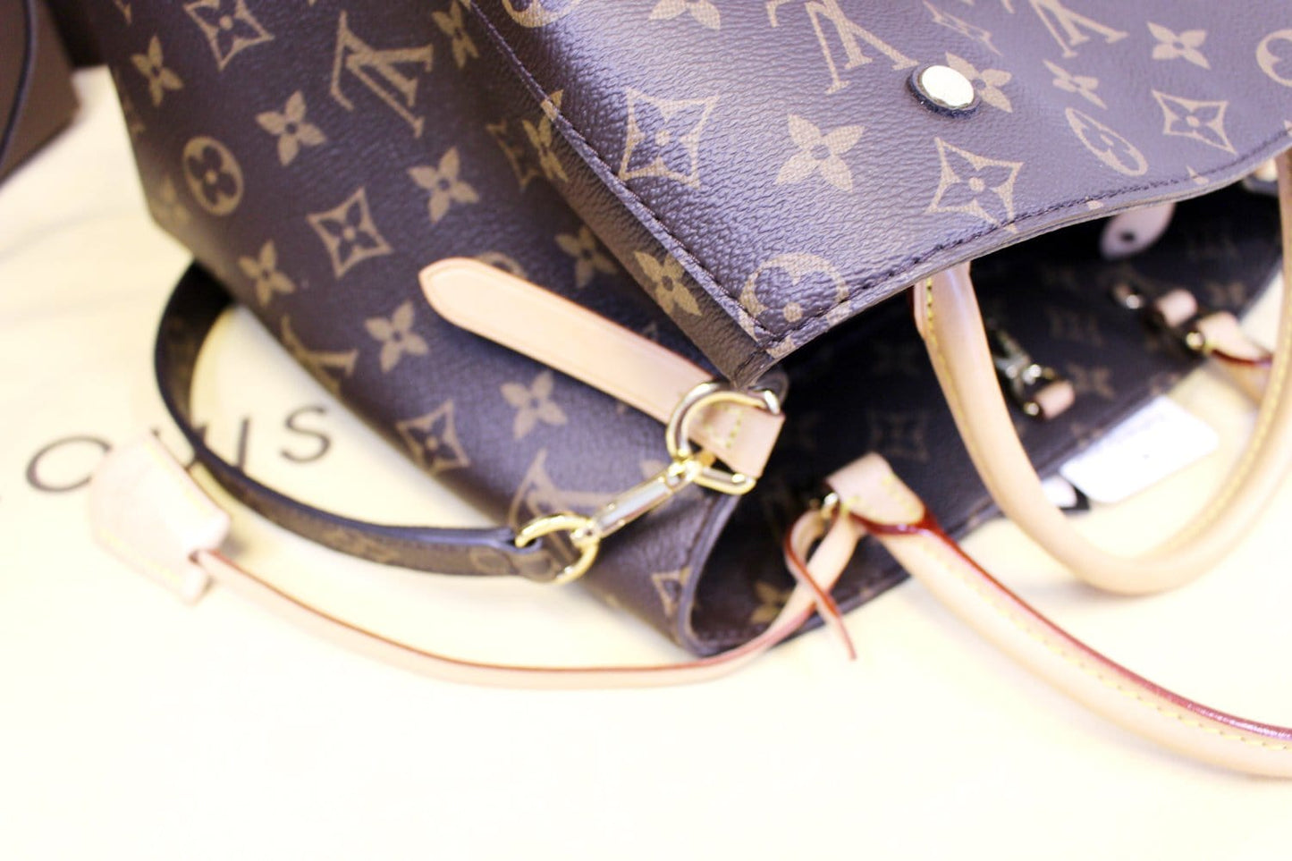 LOUIS VUITTON Shoulder Handbag Monogram Montaigne MM