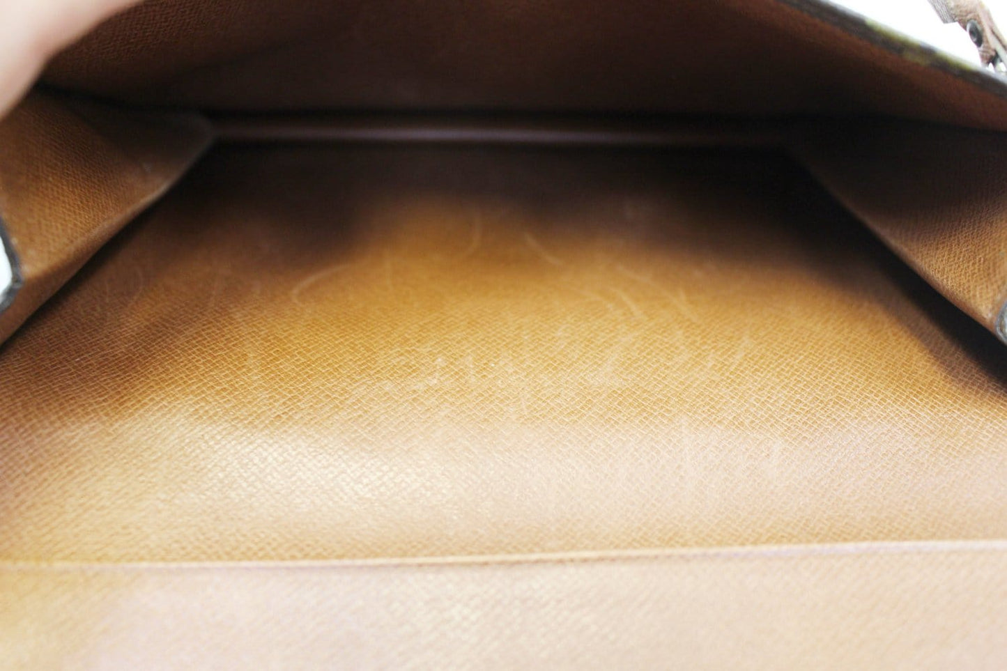 LOUIS VUITTON  Monogram Canvas Pochette Rabat Clutch