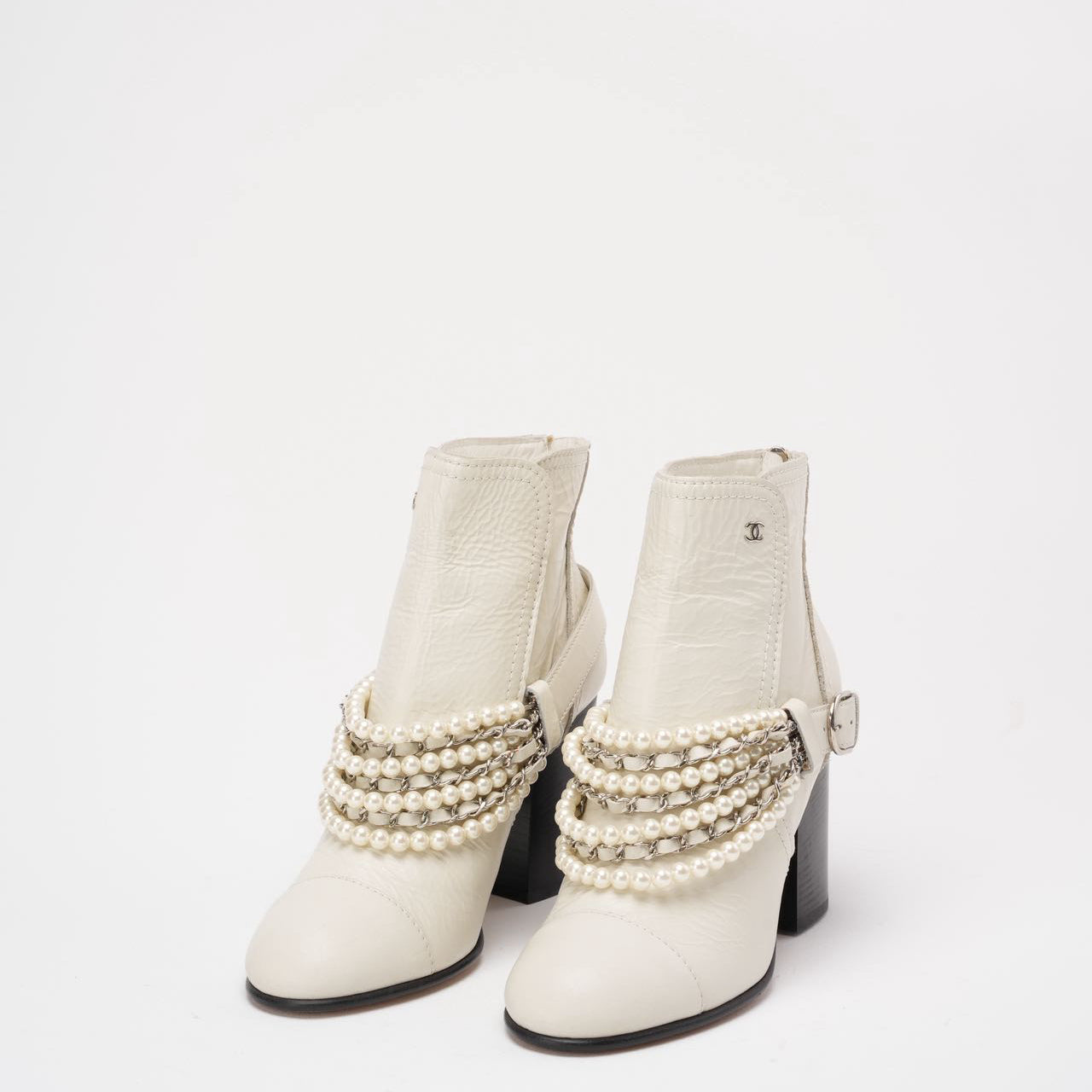 Chanel White Calfskin Pearl Chain CC Short Boots 39.5