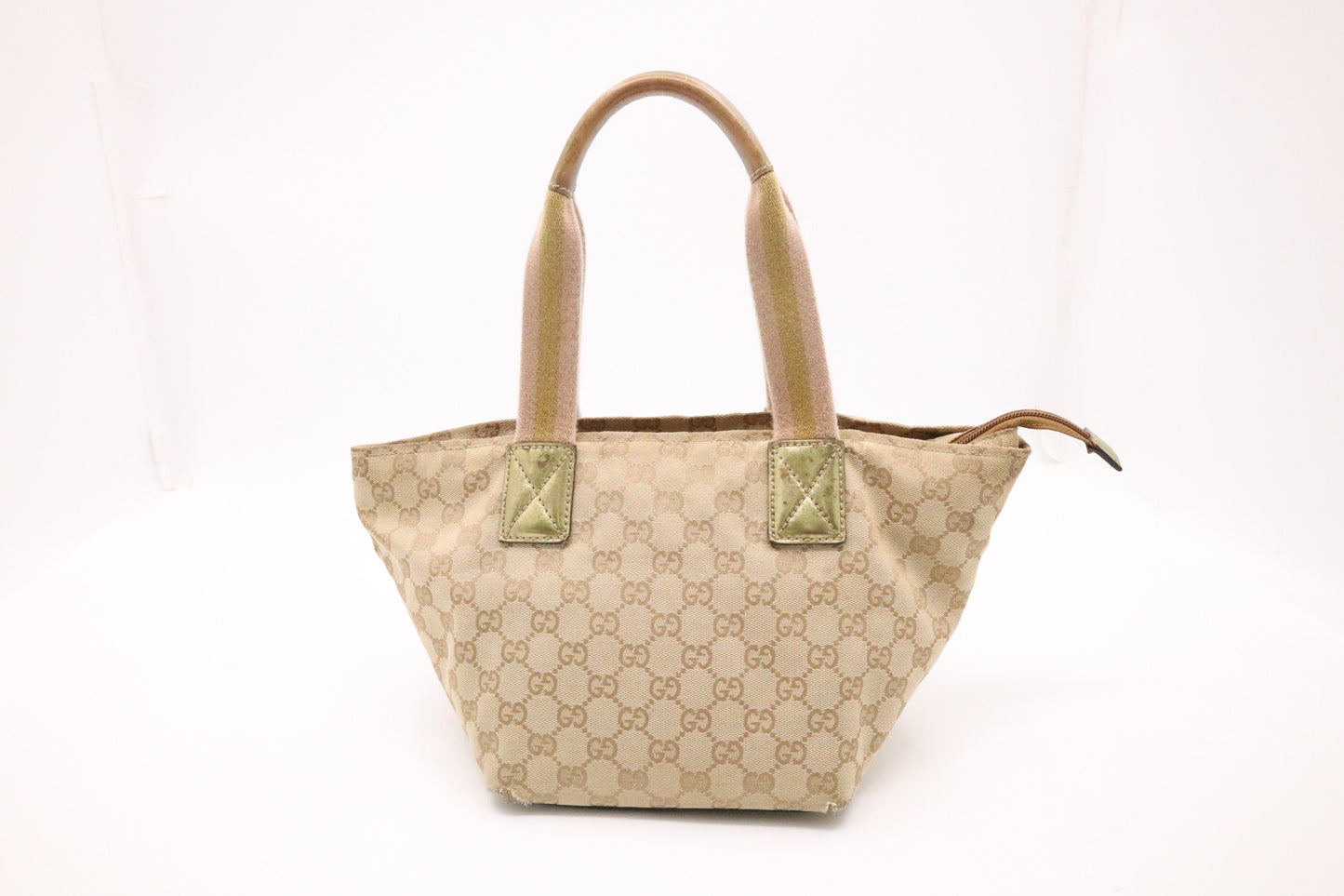 Gucci Handbag in GG Canvas
