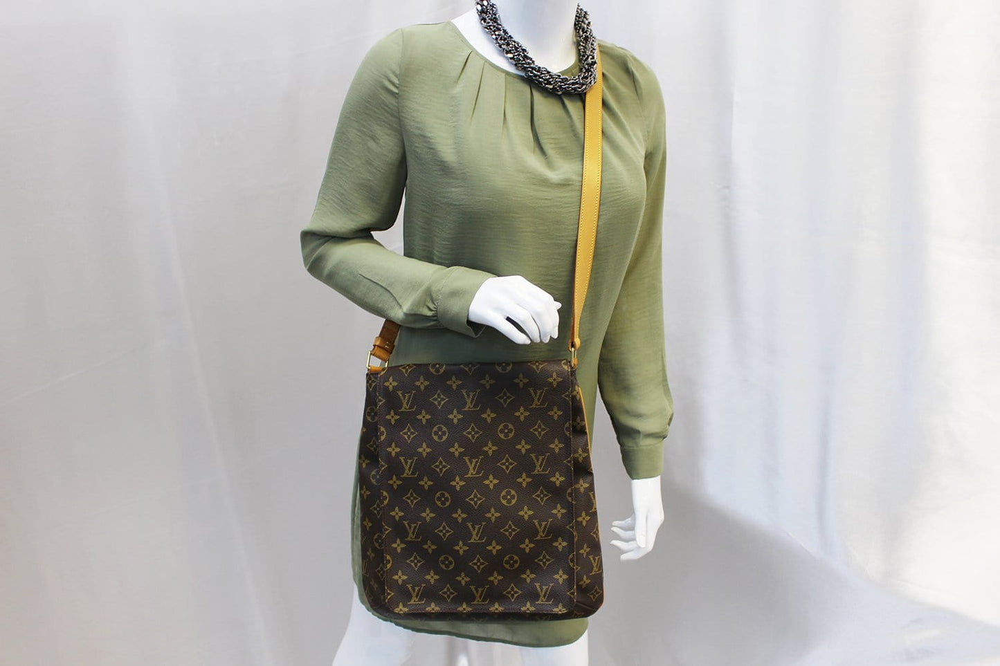 LOUIS VUITTON Monogram Canvas Mtte Brown Crossbody Bag