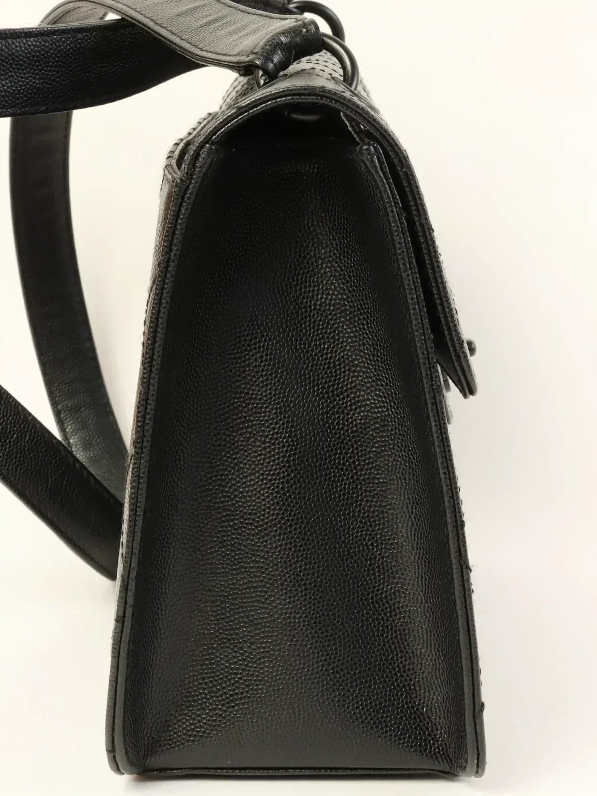 CHANEL Around 1998 Made Caviar Skin Turn-Lock Shoulder Bag Black