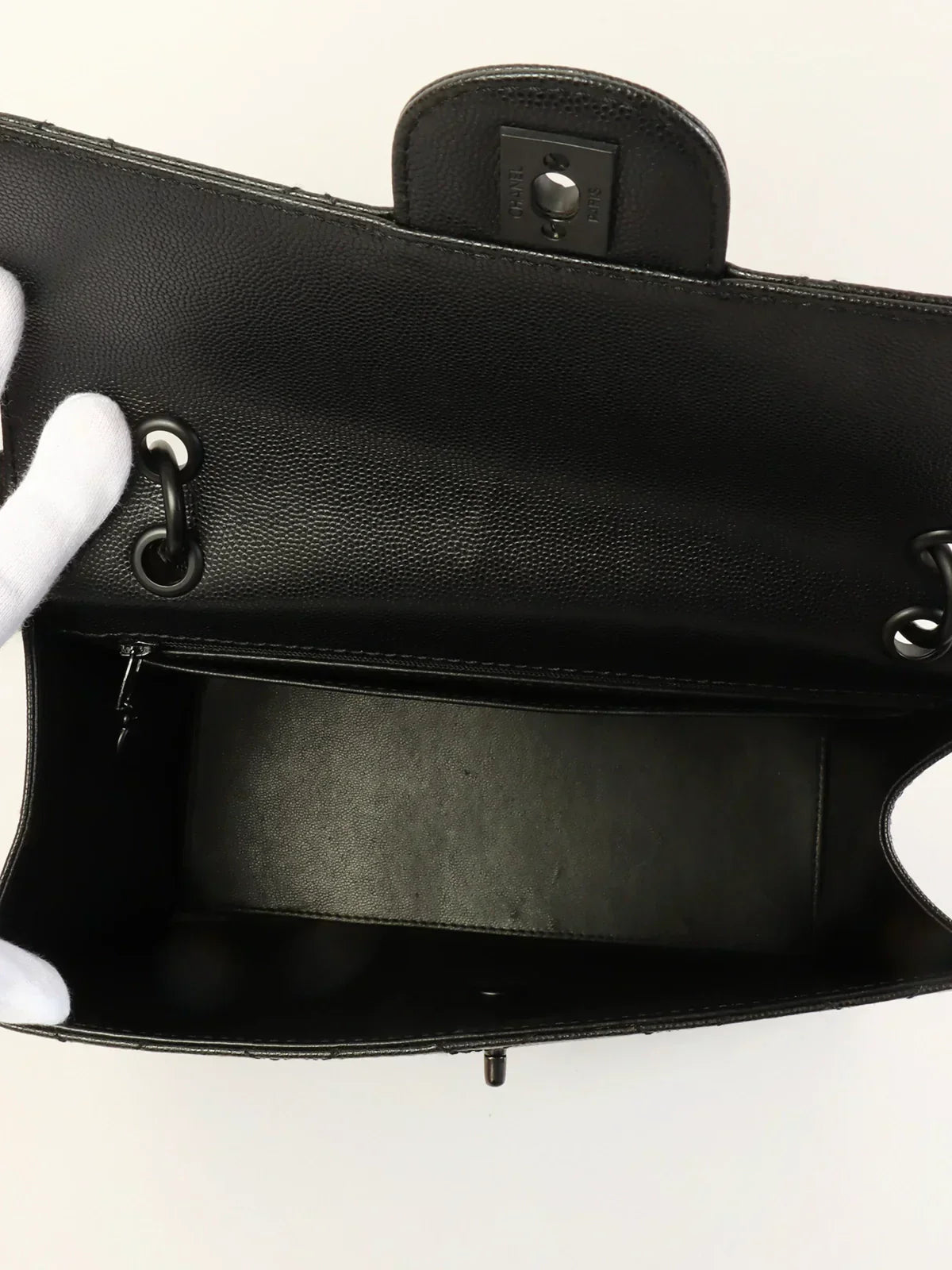 CHANEL Around 1998 Made Caviar Skin Turn-Lock Shoulder Bag Black