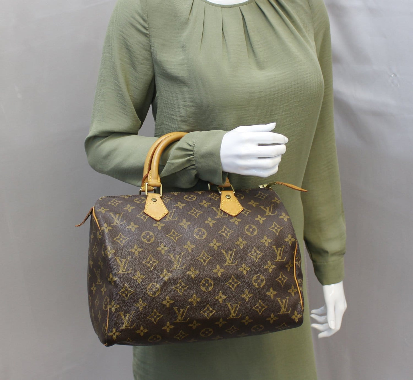 LOUIS VUITTON   Handbag Monogram Speedy 30 Satchel