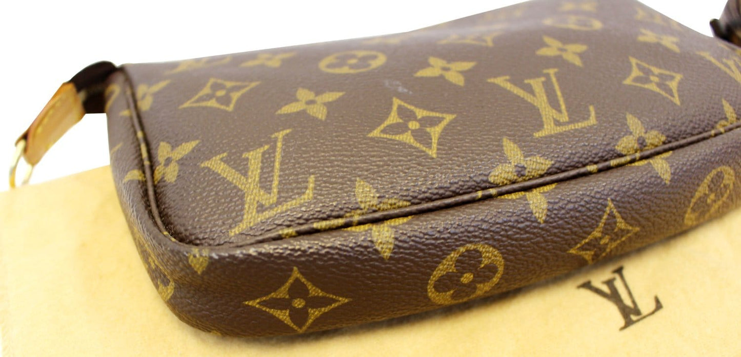 LOUIS VUITTON Monogram Pochette Accessoires Long Shoulder Pouch