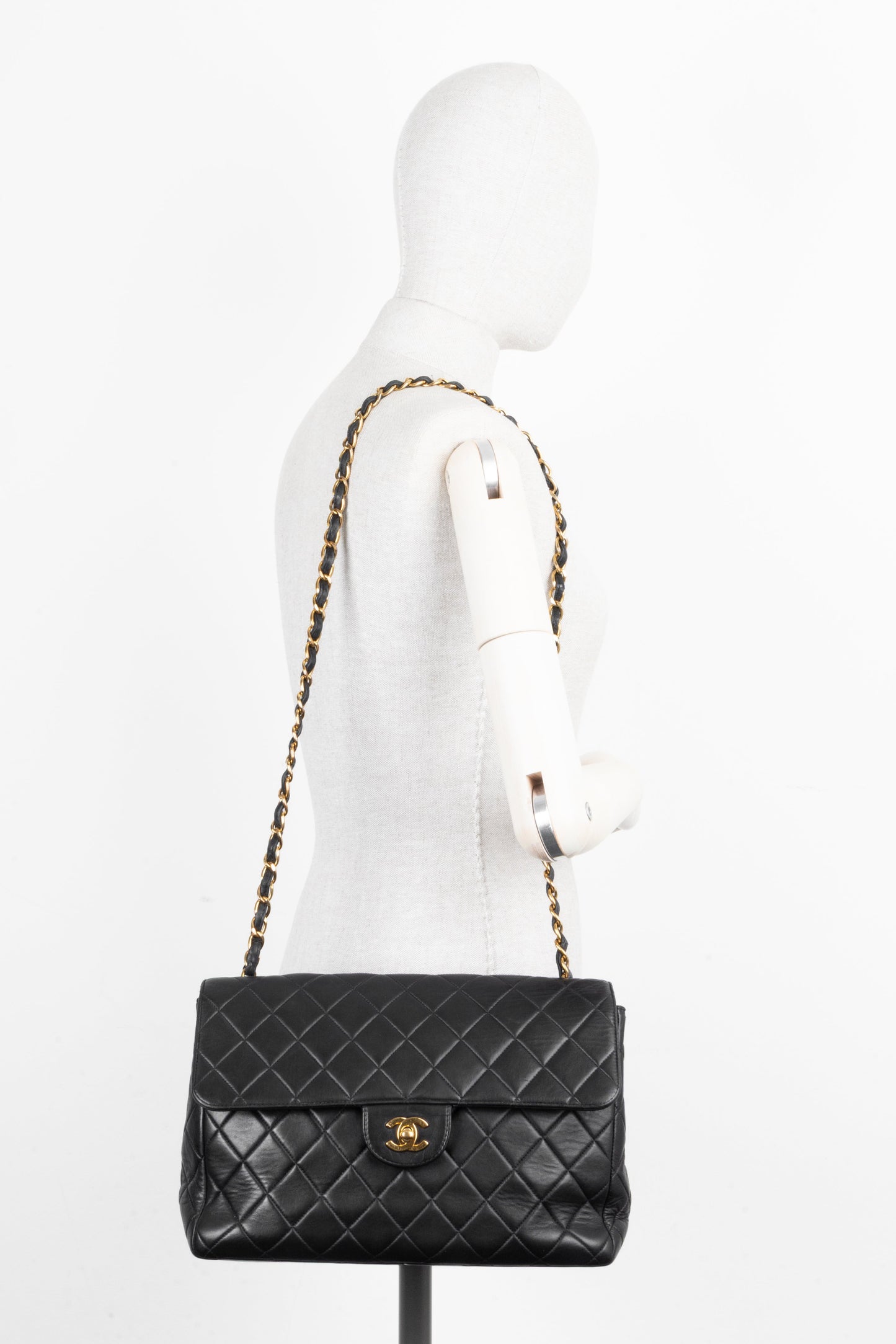 CHANEL Single Flap Bag Black