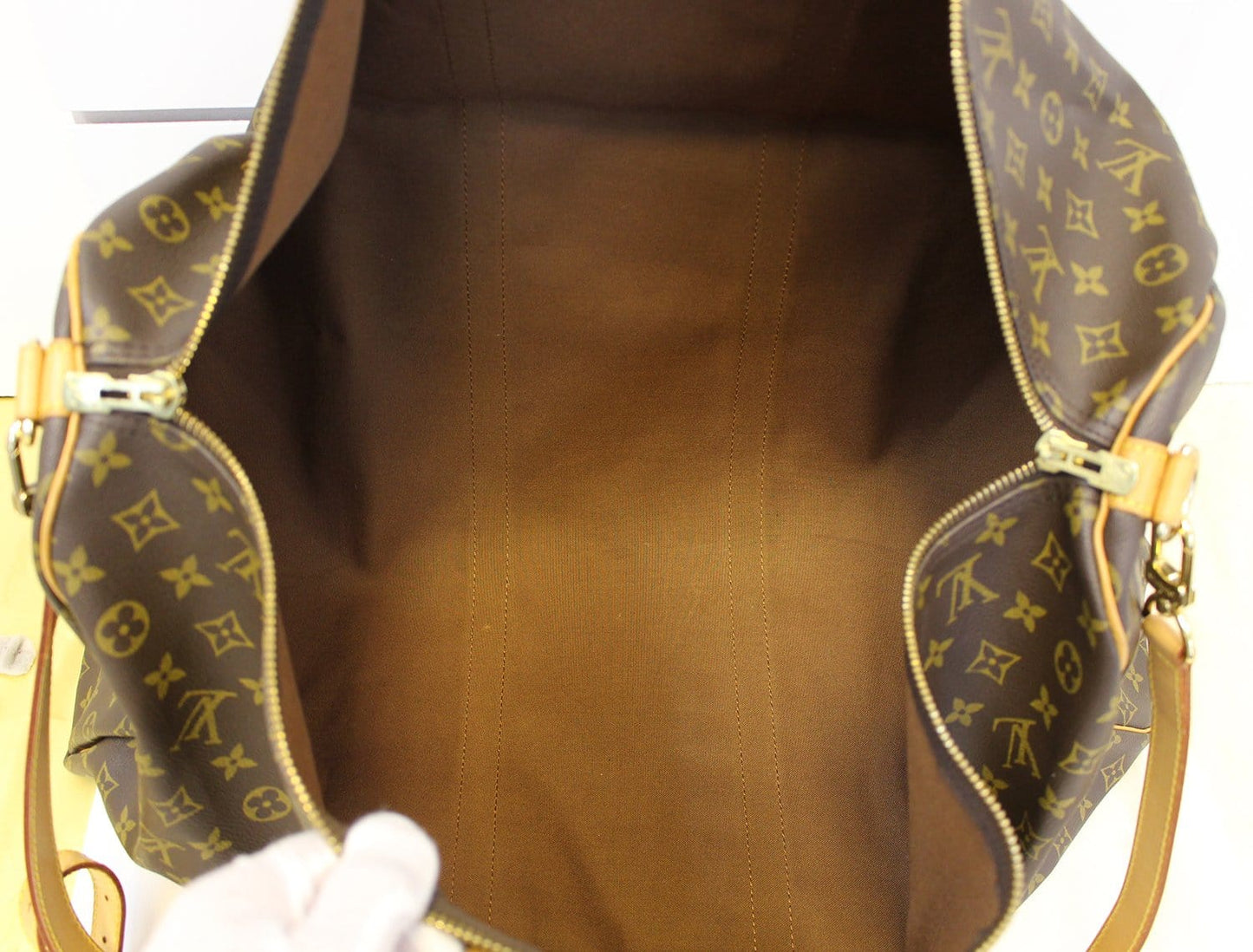 LOUIS VUITTON Monogram Canvas Keepall 60 Bandouliere Travel Bag
