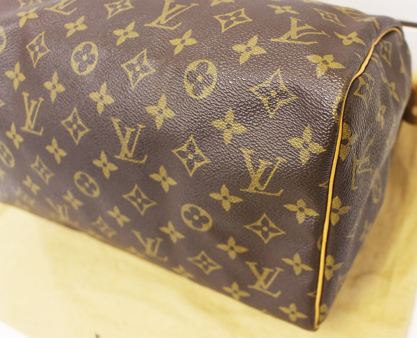LOUIS VUITTON  Handbag Monogram Speedy 30 Satchel