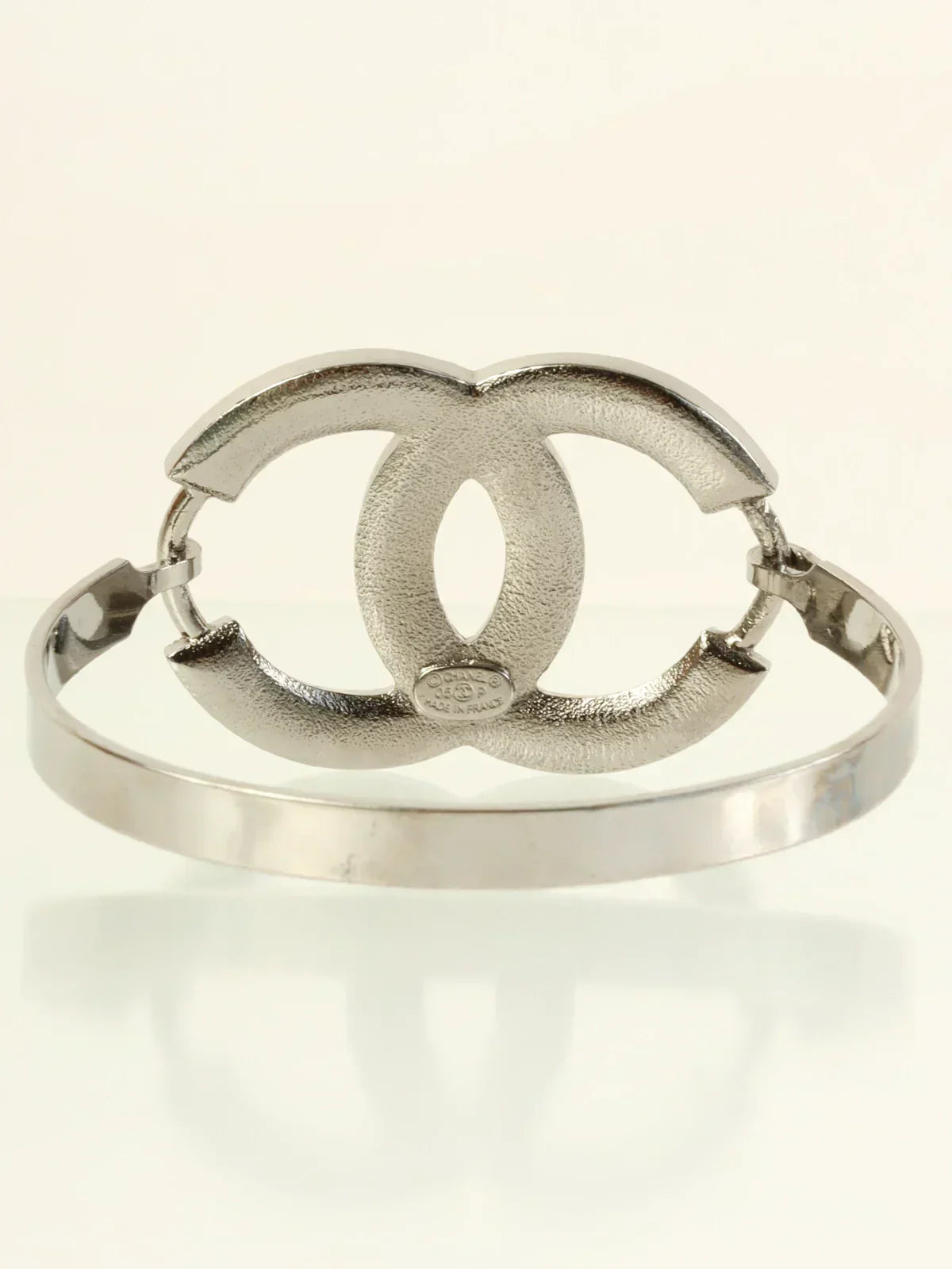 CHANEL 2005 Made Rhinestone Cc Mark Bangle Black/Silver
