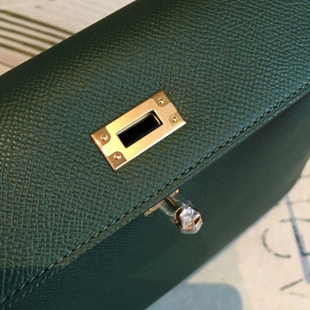 Top Quality Kelly Green For Women Gold Toned Hardware 10in/25cm