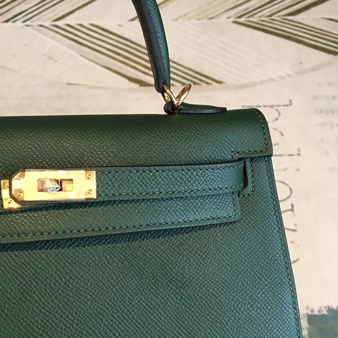 Top Quality Kelly Green For Women Gold Toned Hardware 10in/25cm
