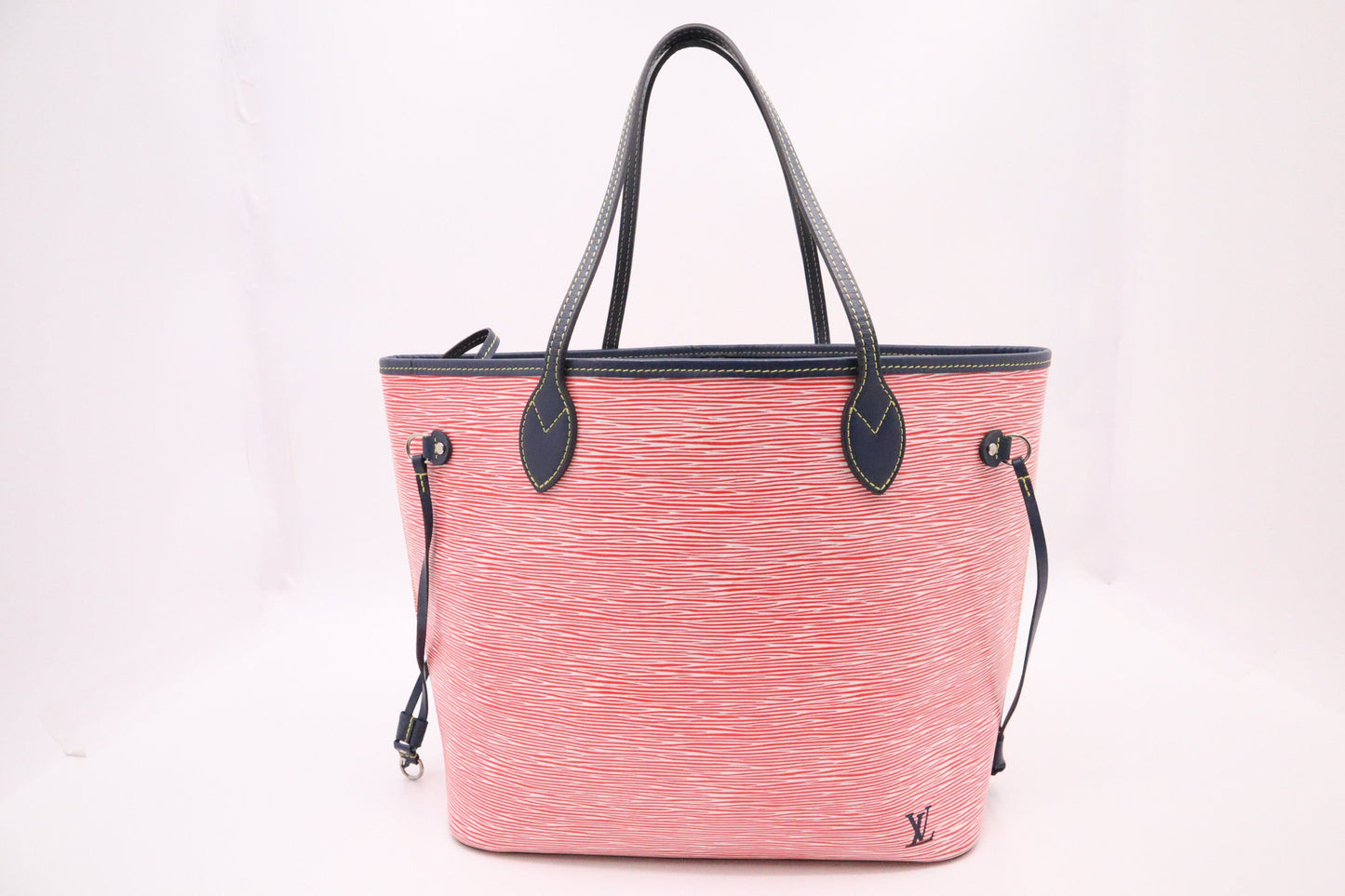 Louis Vuitton Neverfull MM in Denim Rouge Epi Leather