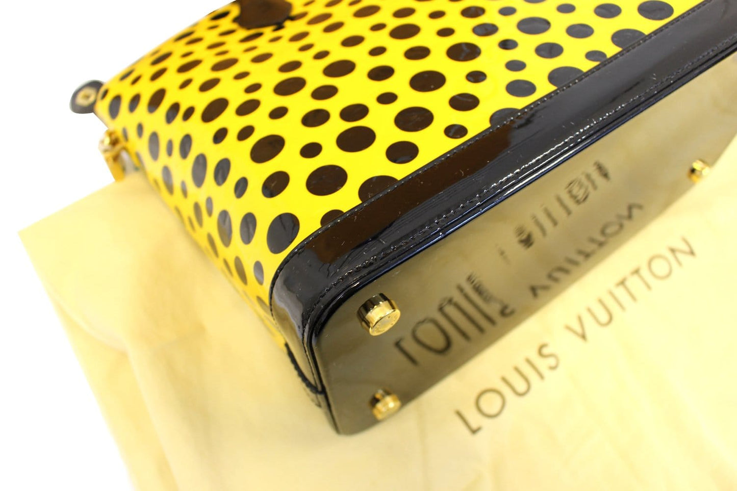 LOUIS VUITTON Limited Yayoi Kusama Yellow Vernis Black Dots Lockit MM Bag