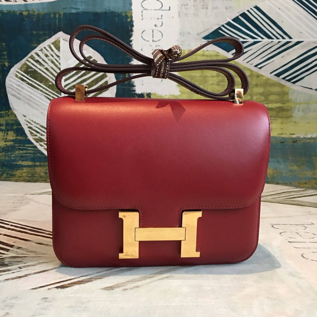 Top Quality Constance Burgundy For Women Gold Toned Hardware 9.5in/24cm