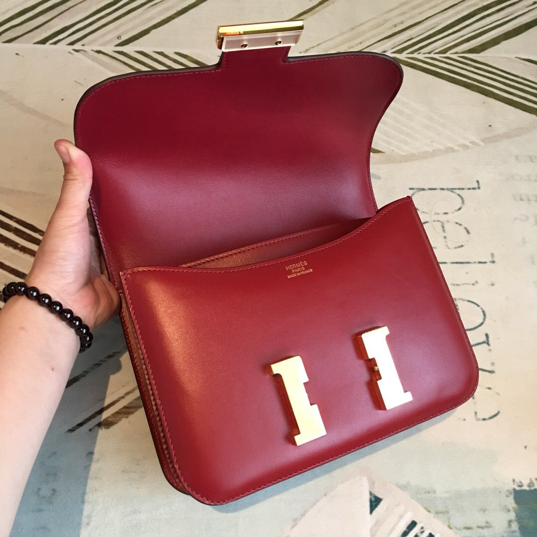 Top Quality Constance Burgundy For Women Gold Toned Hardware 9.5in/24cm