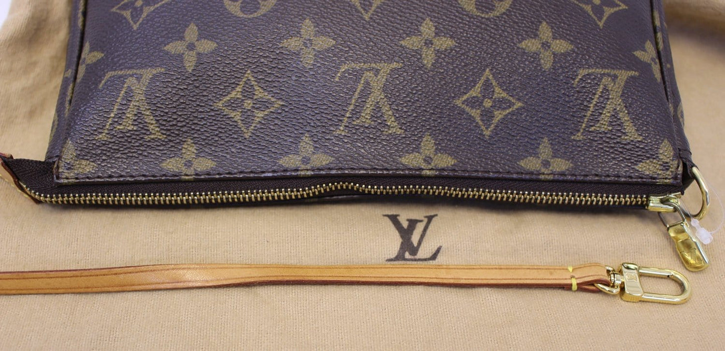 LOUIS VUITTON Monogram Canvas Pochette Accessoires Pouch