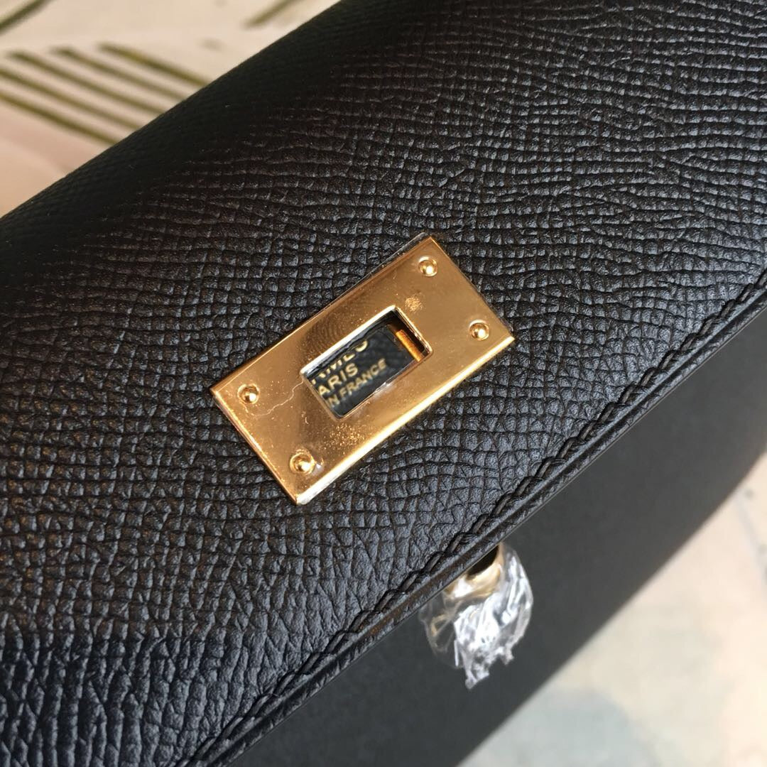 Top Quality Kelly Black For Women Gold Toned Hardware 10in/25cm