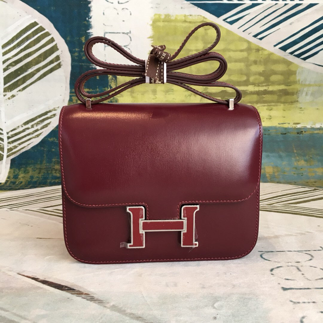 Top Quality Constance Burgundy For Women SiTop Qualityer Toned Hardware 7.4in/19cm