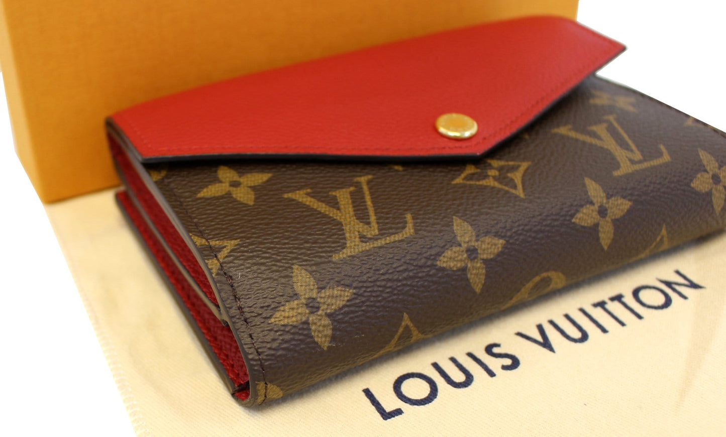 LOUIS VUITTON Cerise Monogram Canvas Pallas Compact Wallet
