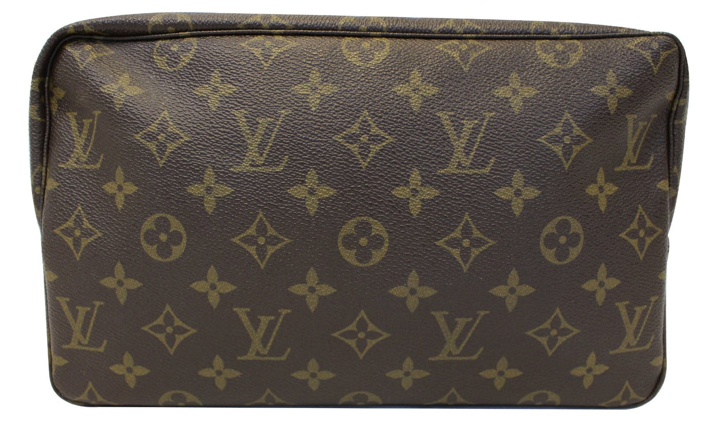 LOUIS VUITTON Monogram Canvas Trousse Toilette 28 Clutch