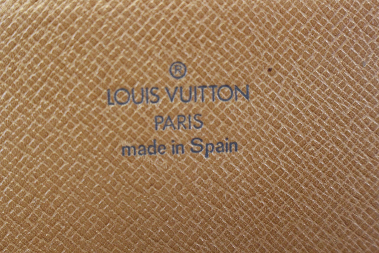 LOUIS VUITTON Credit Wallet  Monogram Canvas Porte Yen 3 Cartes