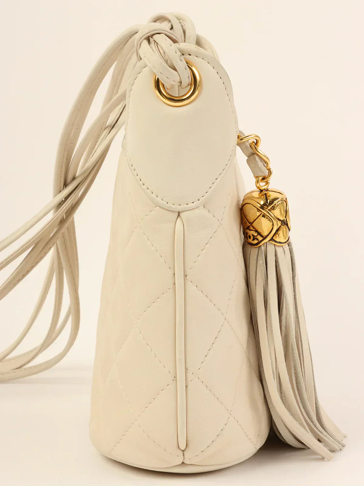 CHANEL Around 1990 Made Cc Mark Stitch Tassel Design Shoulder Bag White