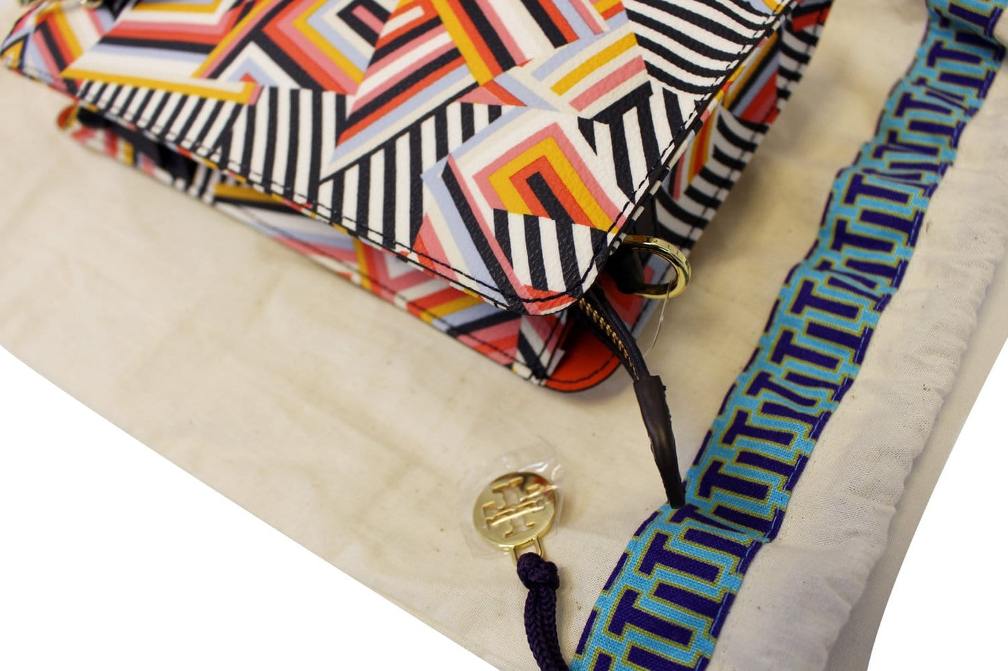 TORY BURCH Kerrington Wallet Crossbody Clutch Cut Out T Print