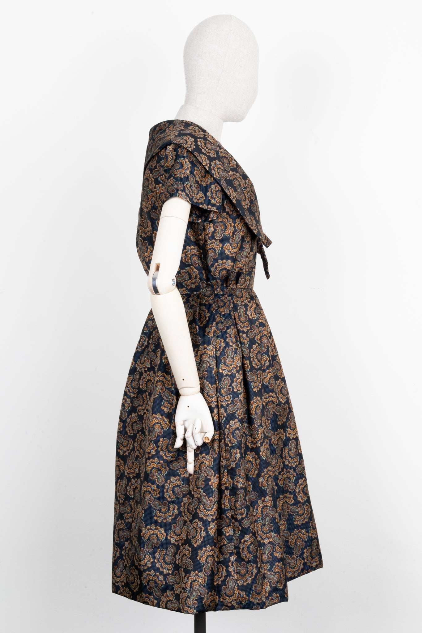CHRISTIAN DIOR   Couture Dress with Underpinning Silk Paisley