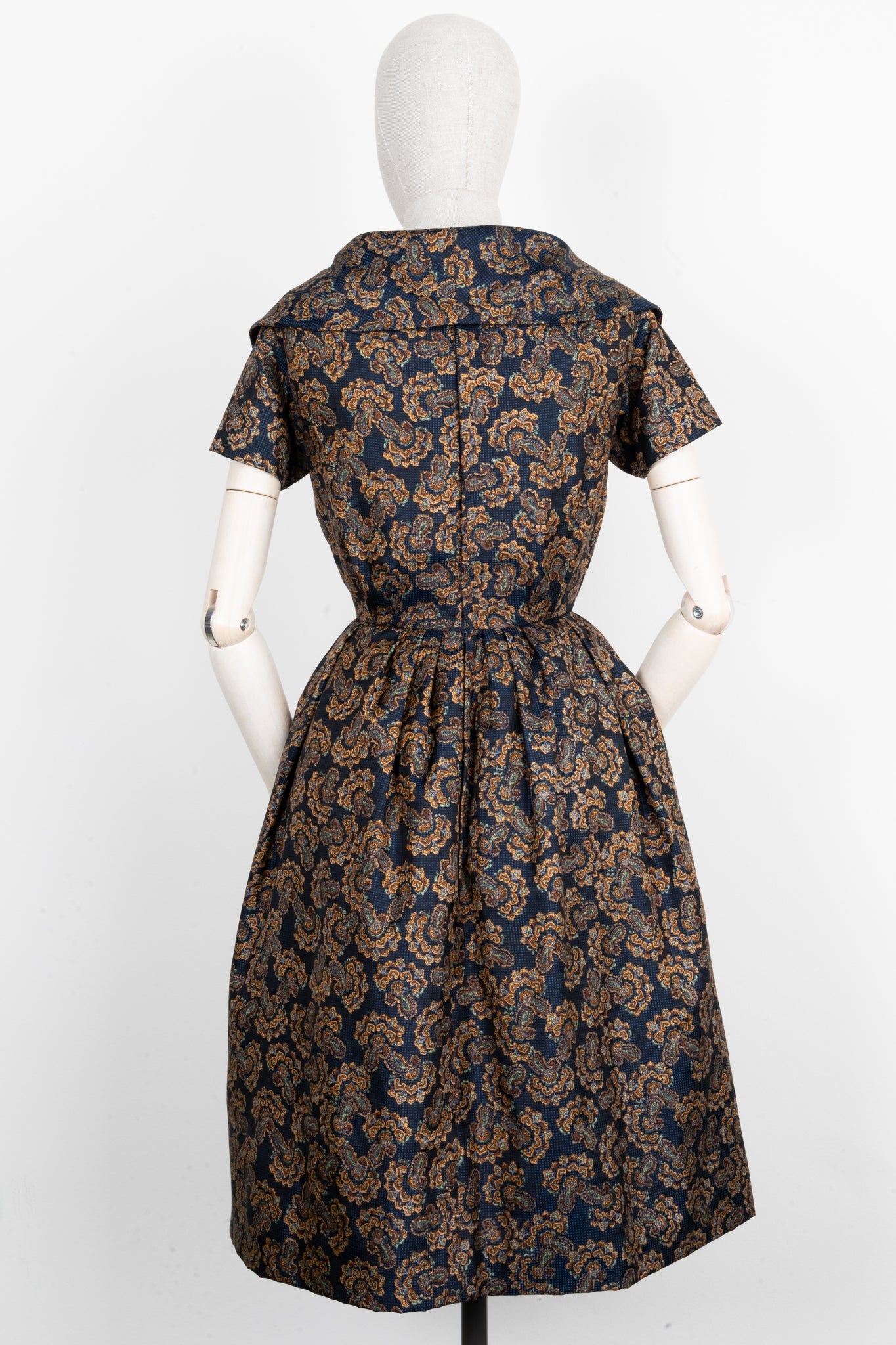 CHRISTIAN DIOR   Couture Dress with Underpinning Silk Paisley