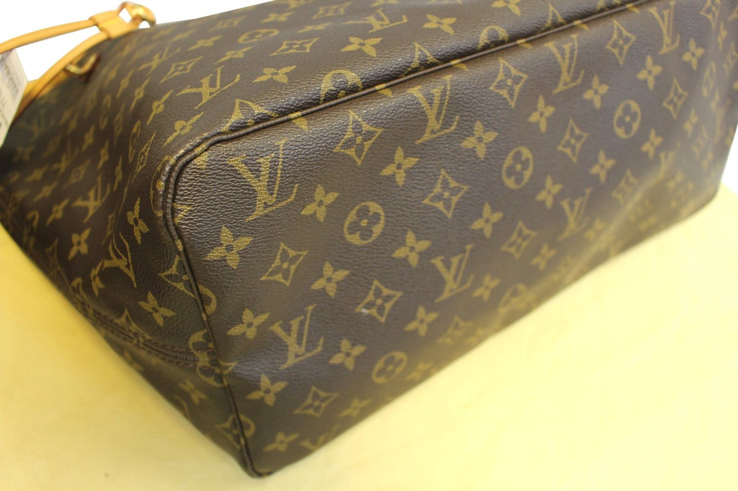 LOUIS VUITTON Monogram Canvas Brown Neverfull GM Shoulder Bag