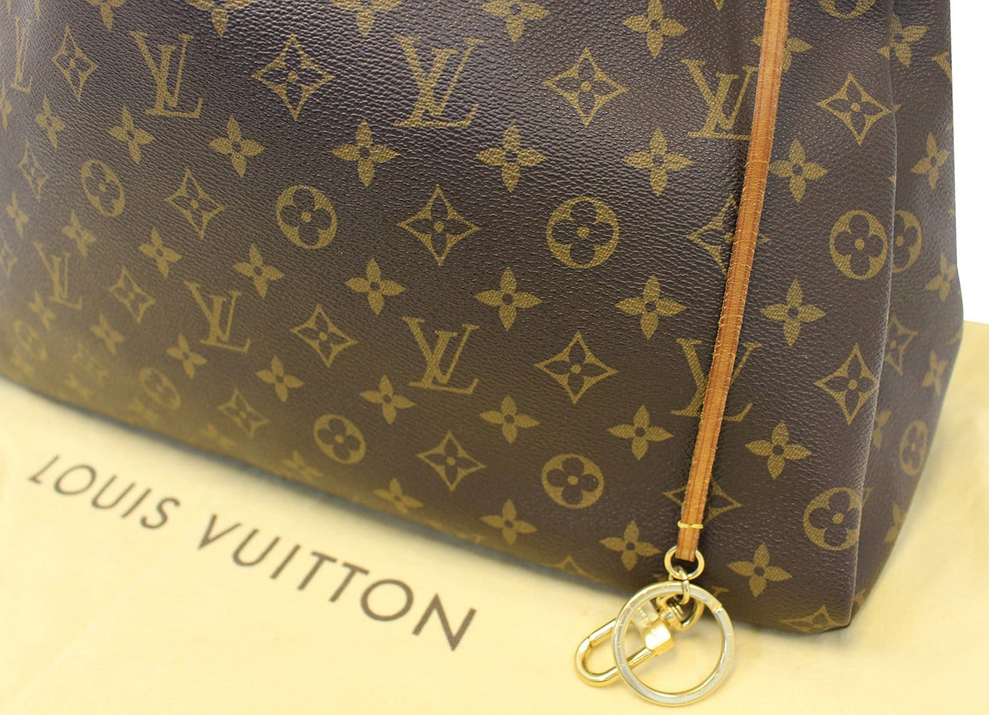 LOUIS VUITTON Monogram Canvas Artsy MM Brown Shoulder Bag