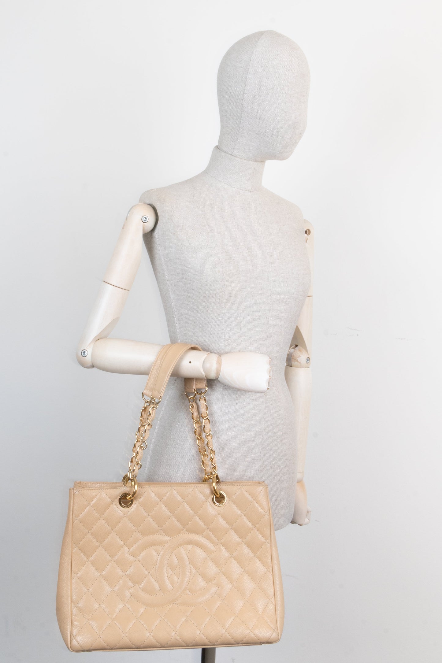 CHANEL GST Tote Bag Beige Caviar