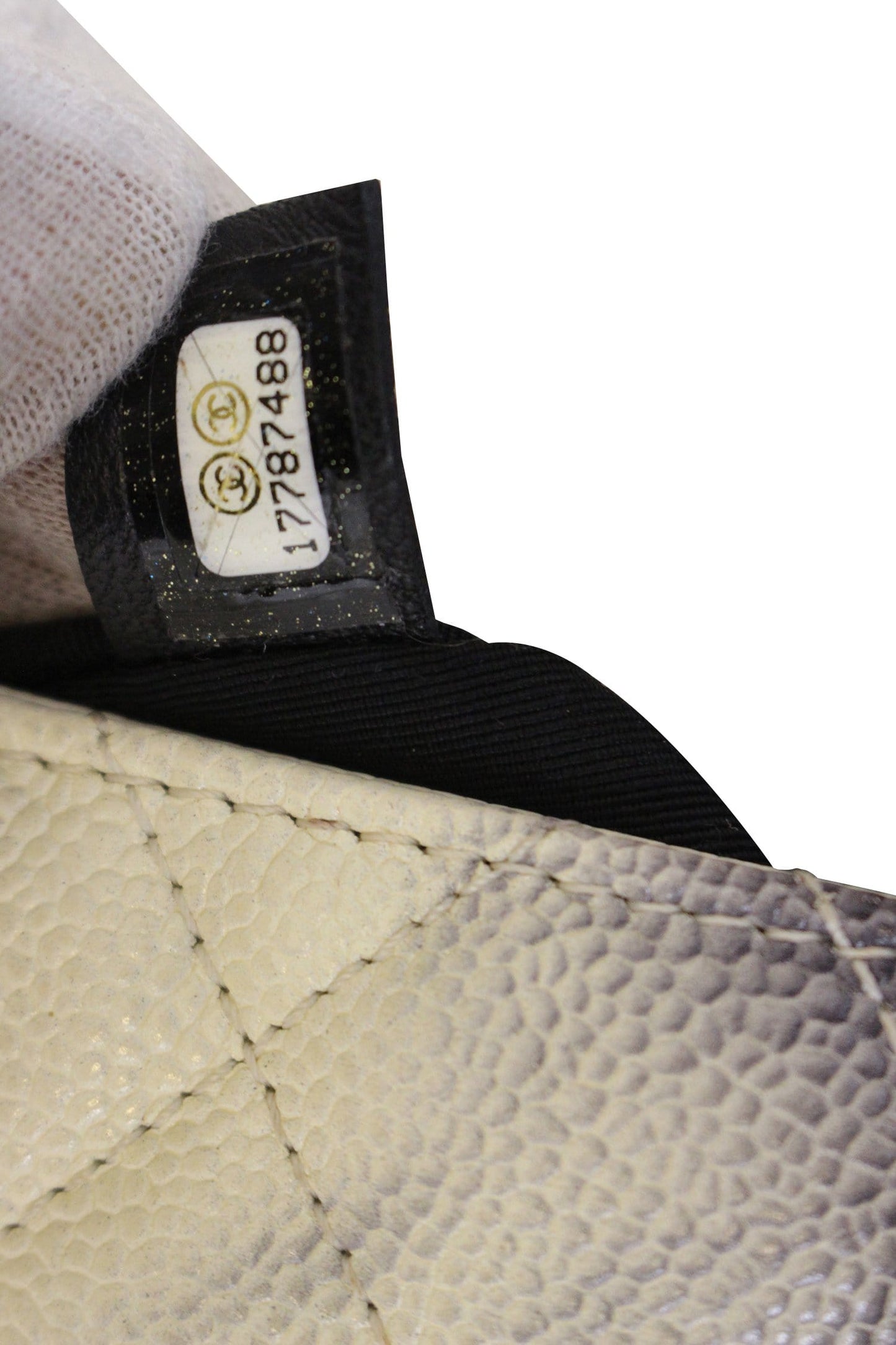 CHANEL Caviar Leather Ombre Jumbo Single Flap Blanc White Shoulder Bag