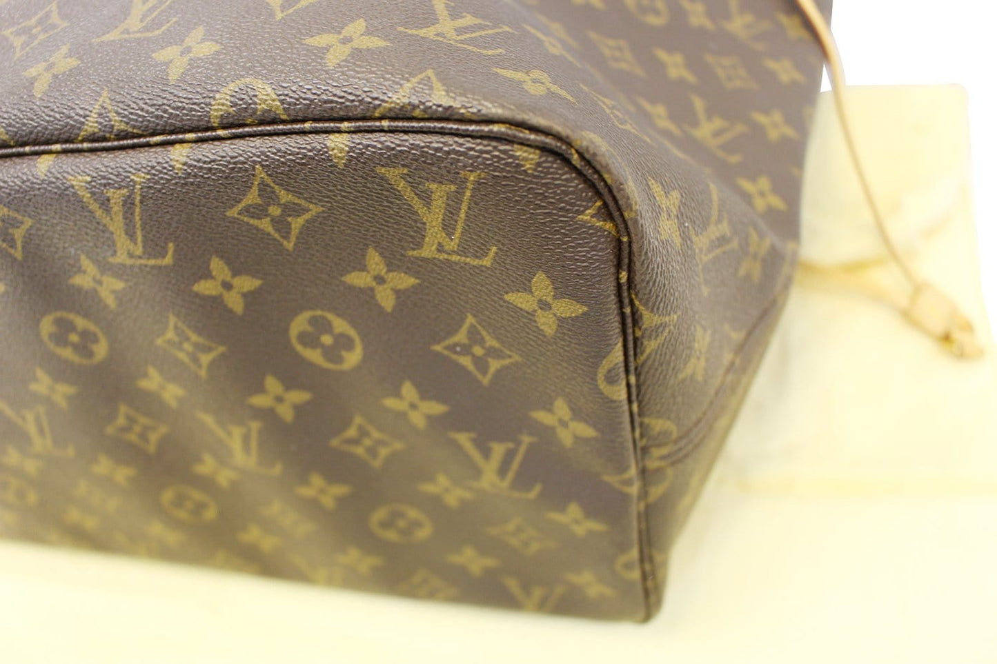 LOUIS VUITTON Monogram Canvas Neverfull GM Brown Tote Bag