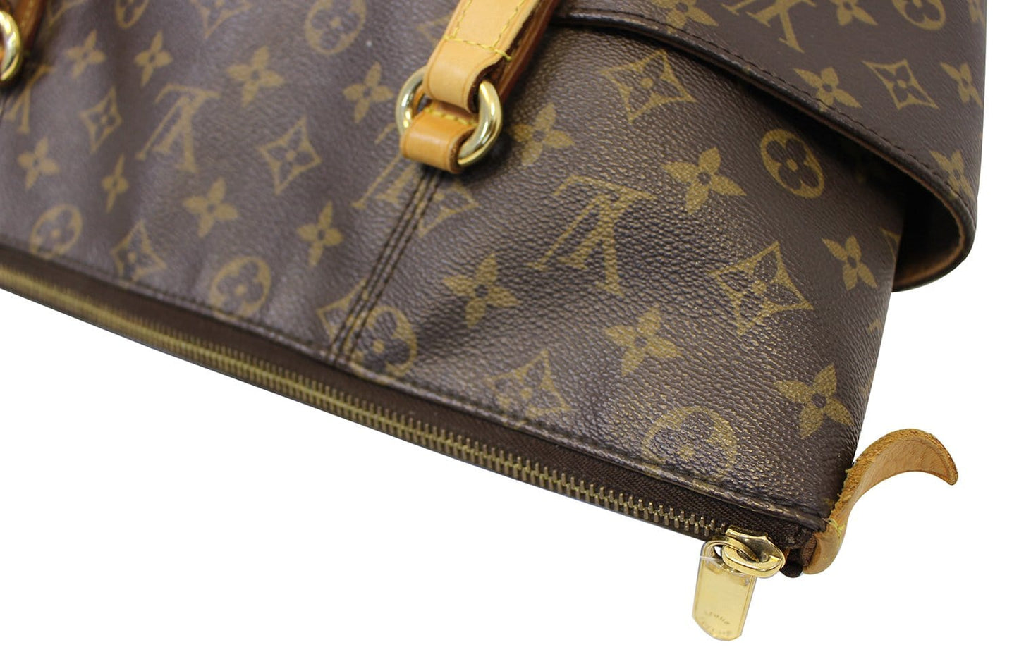 LOUIS VUITTON Shoulder Bag  Monogram Canvas Totally MM Brown