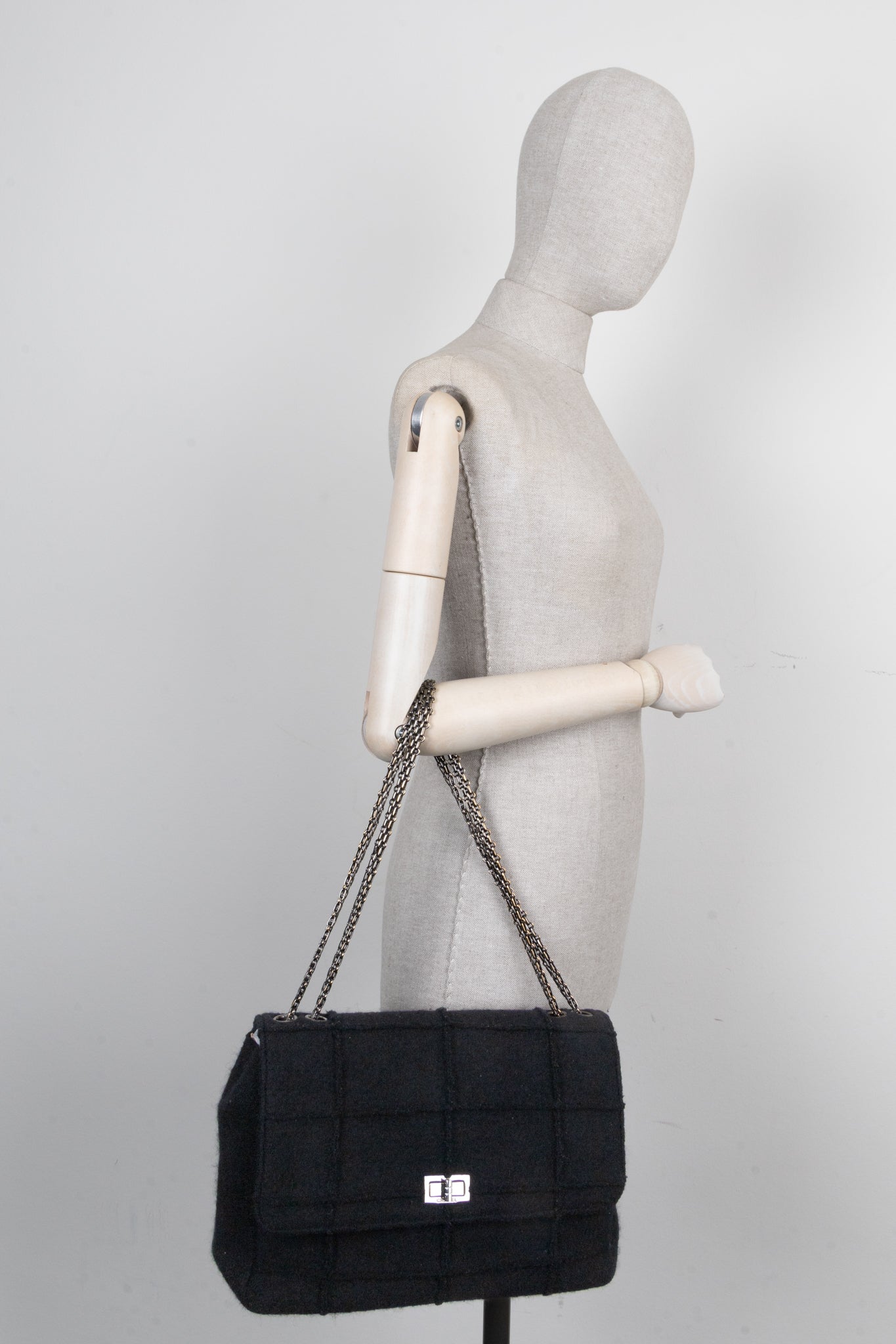 CHANEL 2.55 Large Felt Black