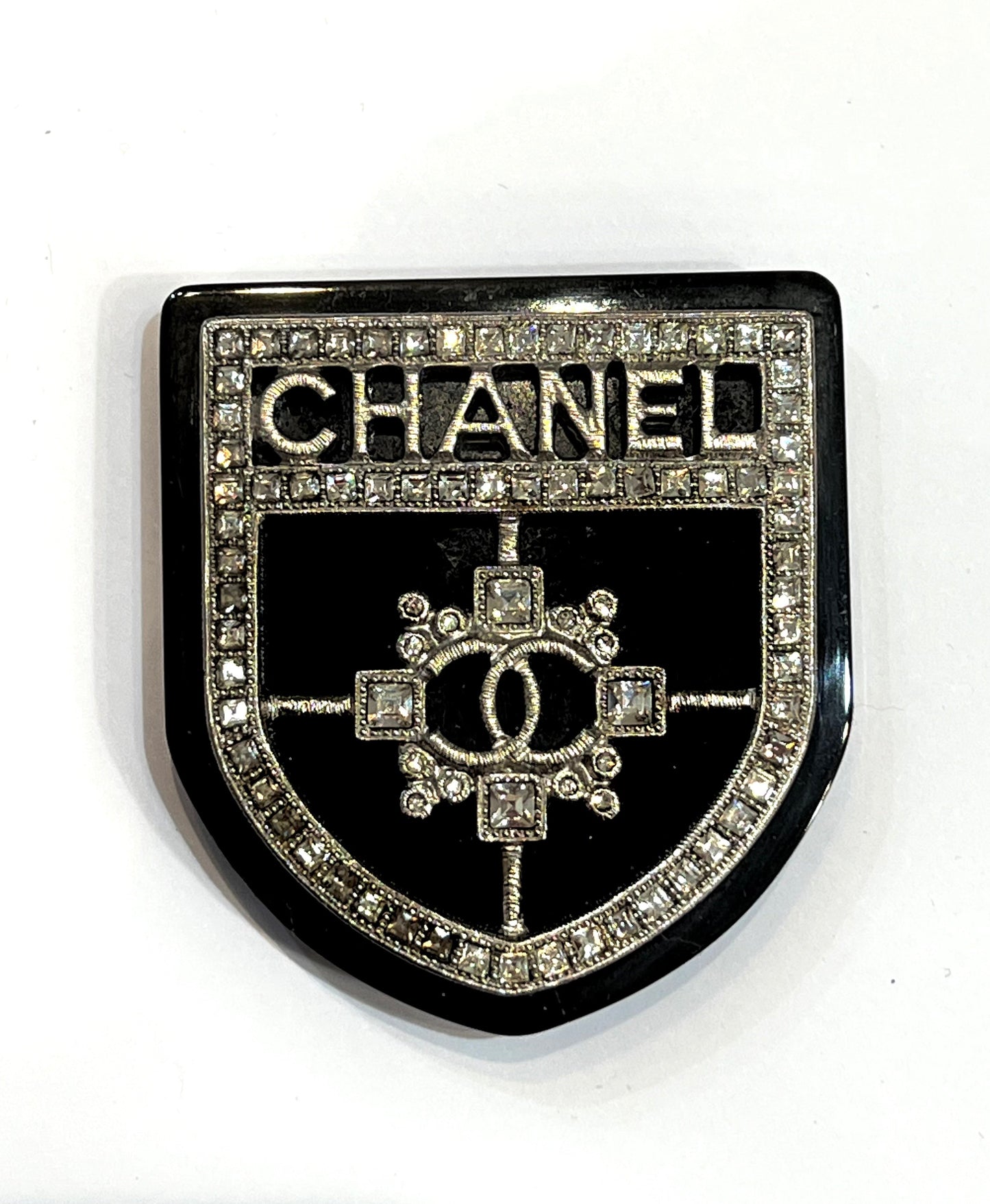 CHANEL CC Crystal Crest Shield Armor Brooch