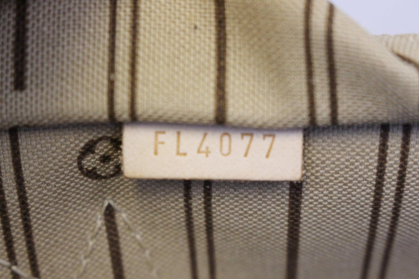 LOUIS VUITTON Monogram Canvas Neverfull GM Brown Tote Bag