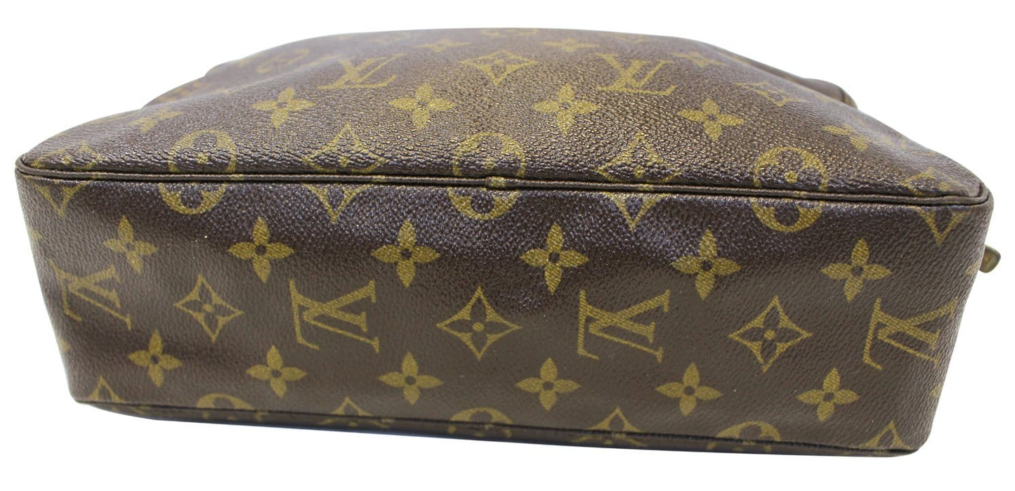 LOUIS VUITTON Monogram Trousse Toilette 28 Brown Clutch