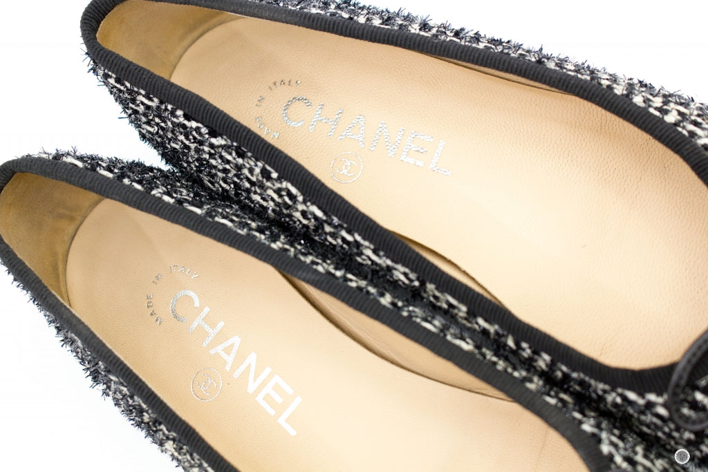 Chanel Ballerinas Lurex Fabric  Black/white Fabric  Flat