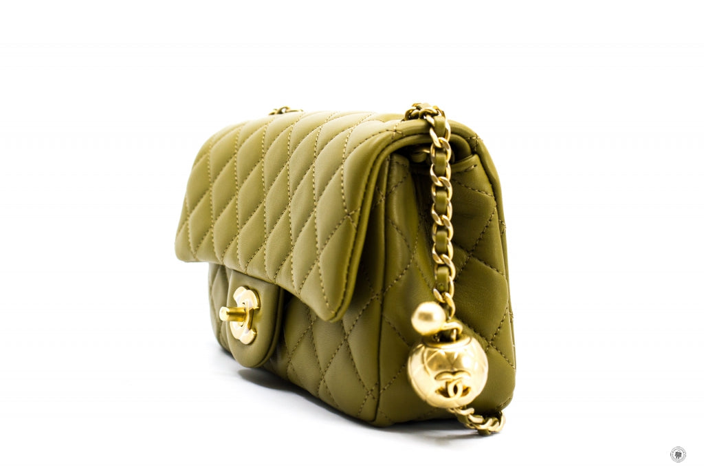 Chanel AS B Mini Flap Bag Crush Avocado / NJ Lambskin Shoulder Bags Gbhw