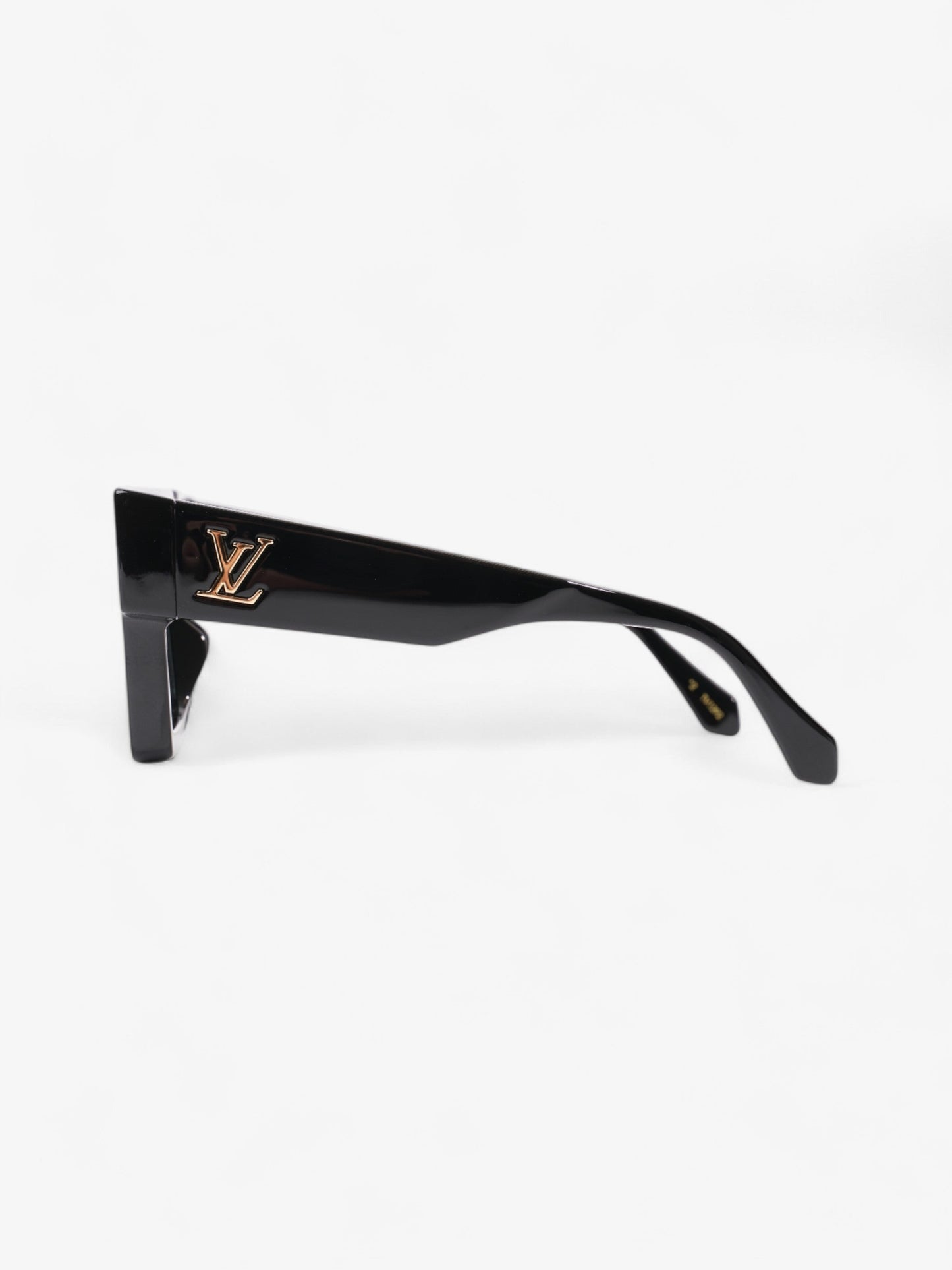 Louis Vuitton Cy  Glasses Black / Gold / White Acetate