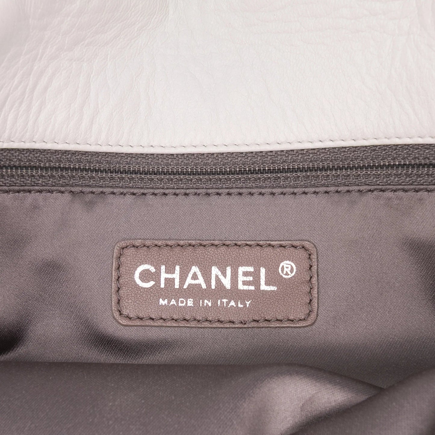White Chanel CC Quilted Soft Lambskin Chain Mail Shoulder Bag