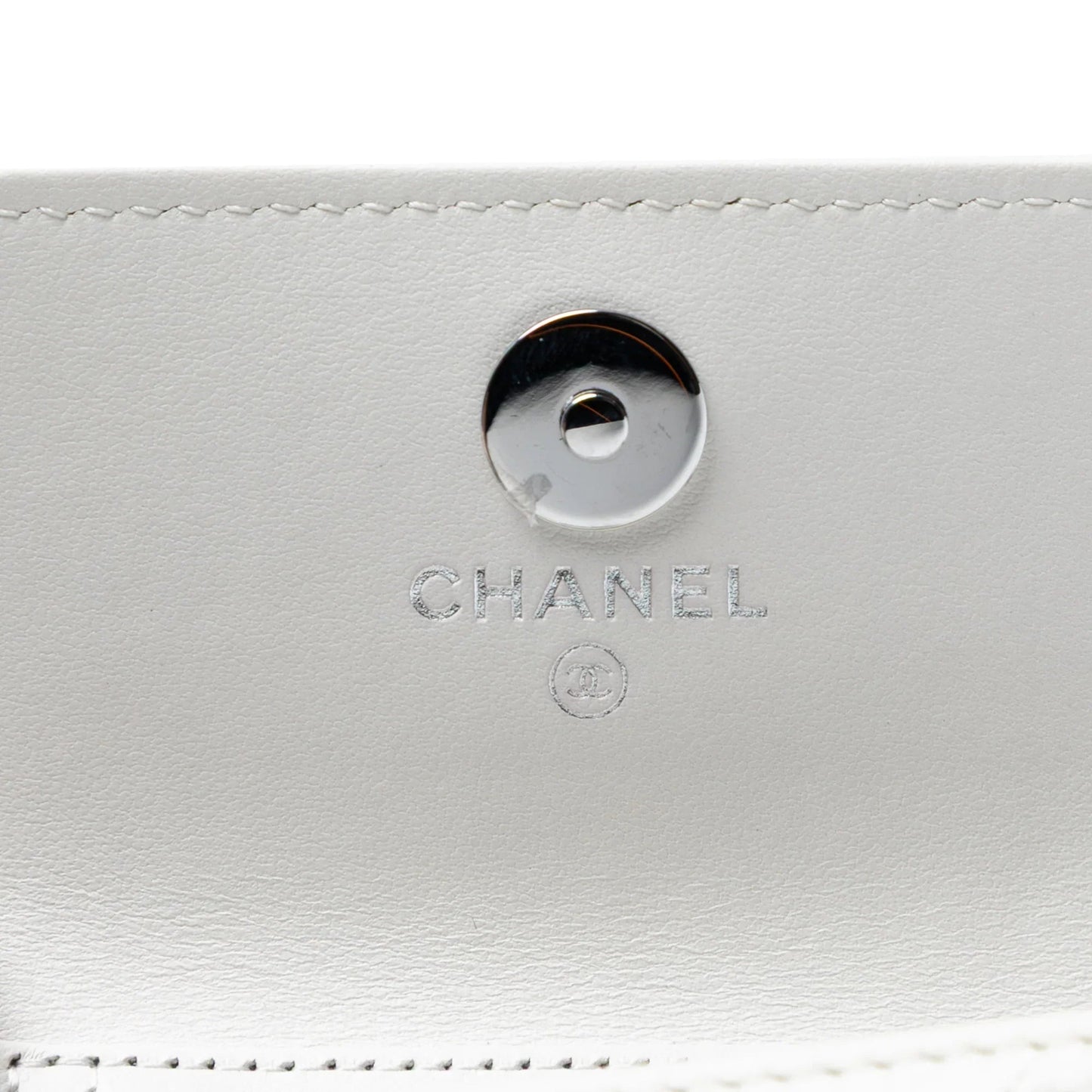 White Chanel Lambskin 19 Flap Coin Purse With Chain Crossbody Bag