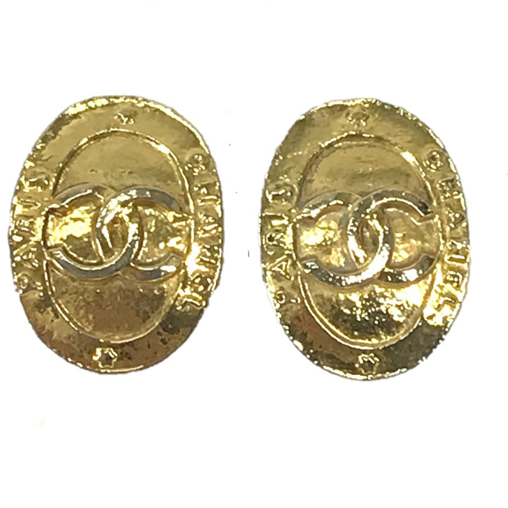 CHANEL Earring metal gold   CC COCO Mark