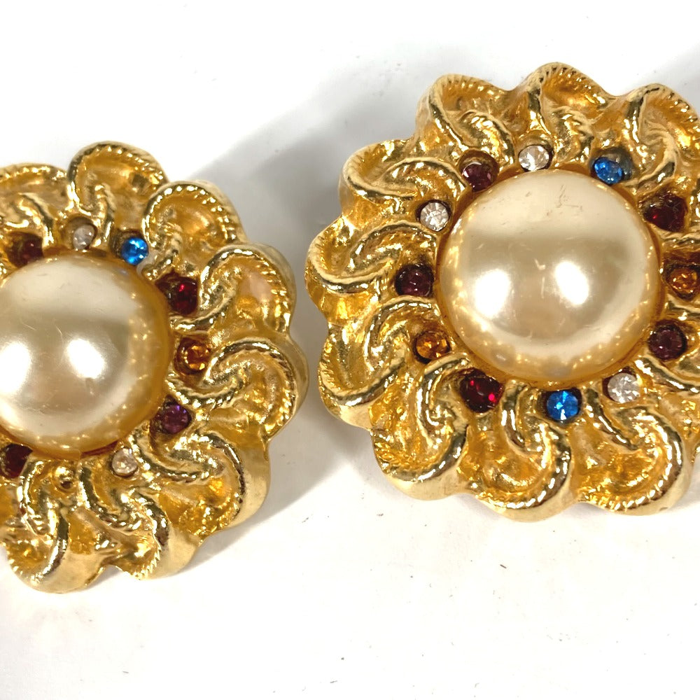 CHANEL Pierce metal gold   Flowers Rhinestones Faux Pearls Women