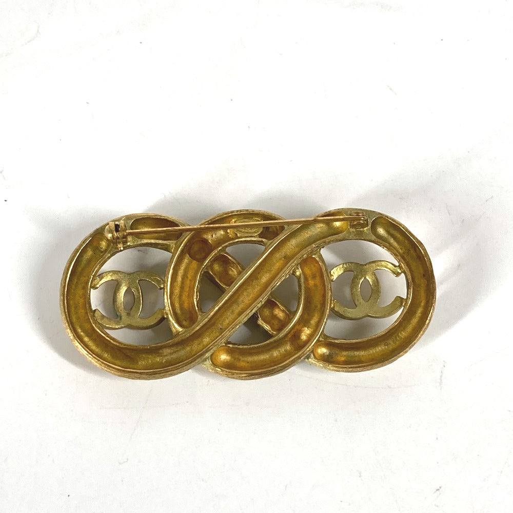 CHANEL Brooch metal gold 95C   CC COCO Mark Double Women  d