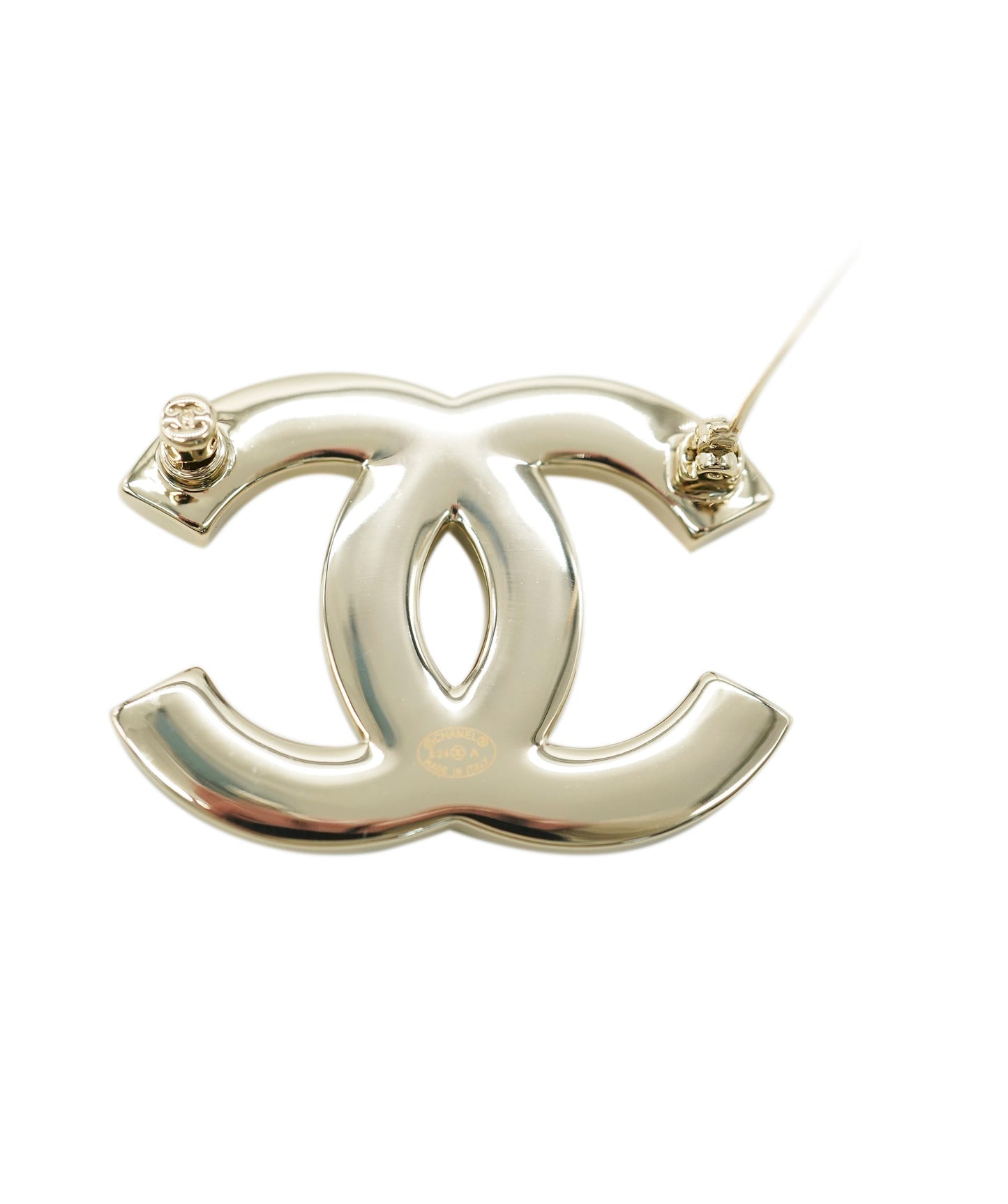 CHANEL Cocomark White Brooch DBXS3570