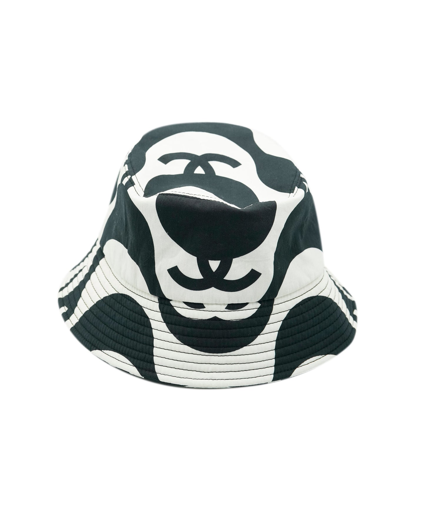 Chanel black and white wavy hat  DBXS3796
